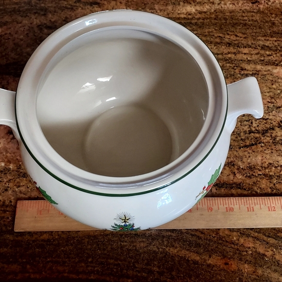 Cuthbertson Christmas Tree Soup Tureen Retired Piece. - Picture 8 of 11